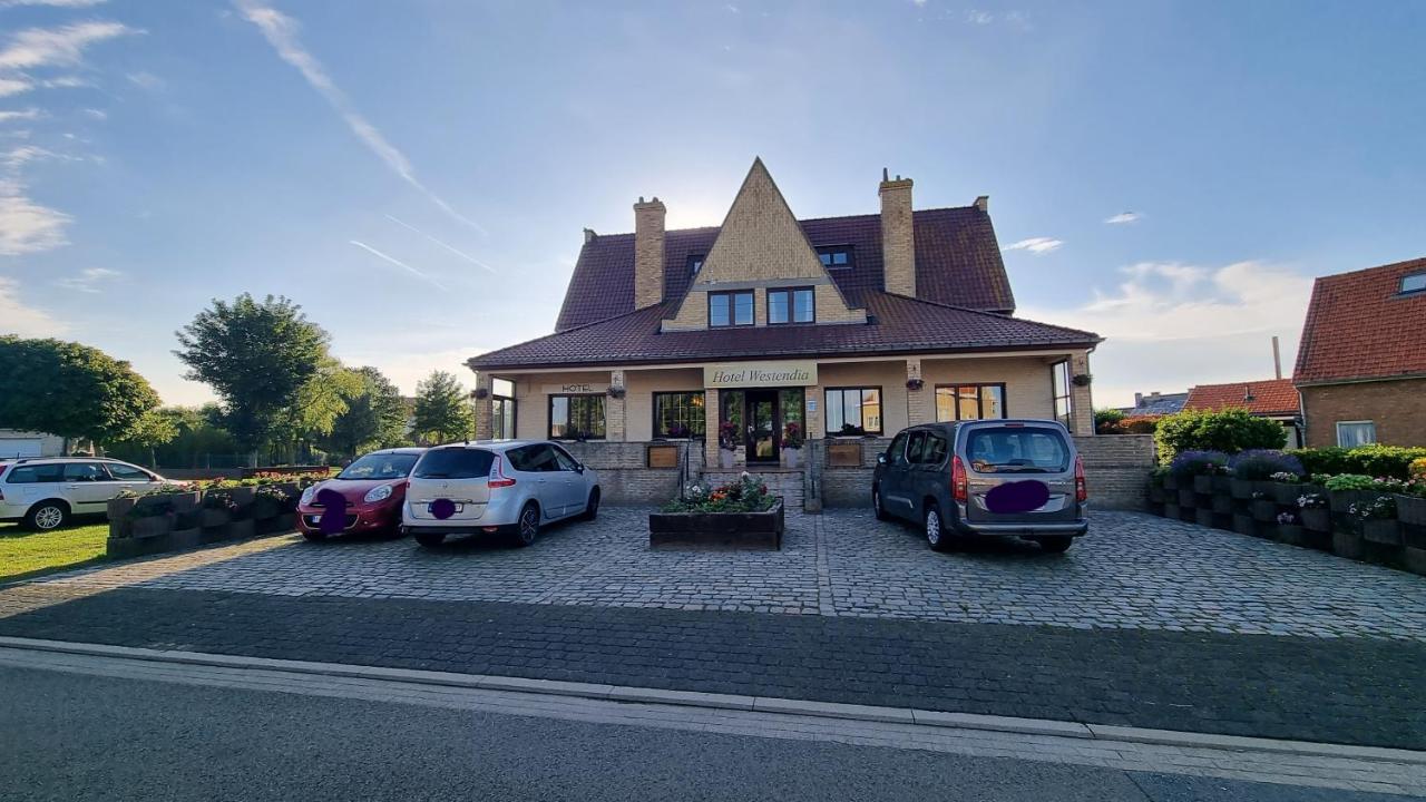 Hotel Westendia And Free Parking Top Breakfast Westende Exteriör bild