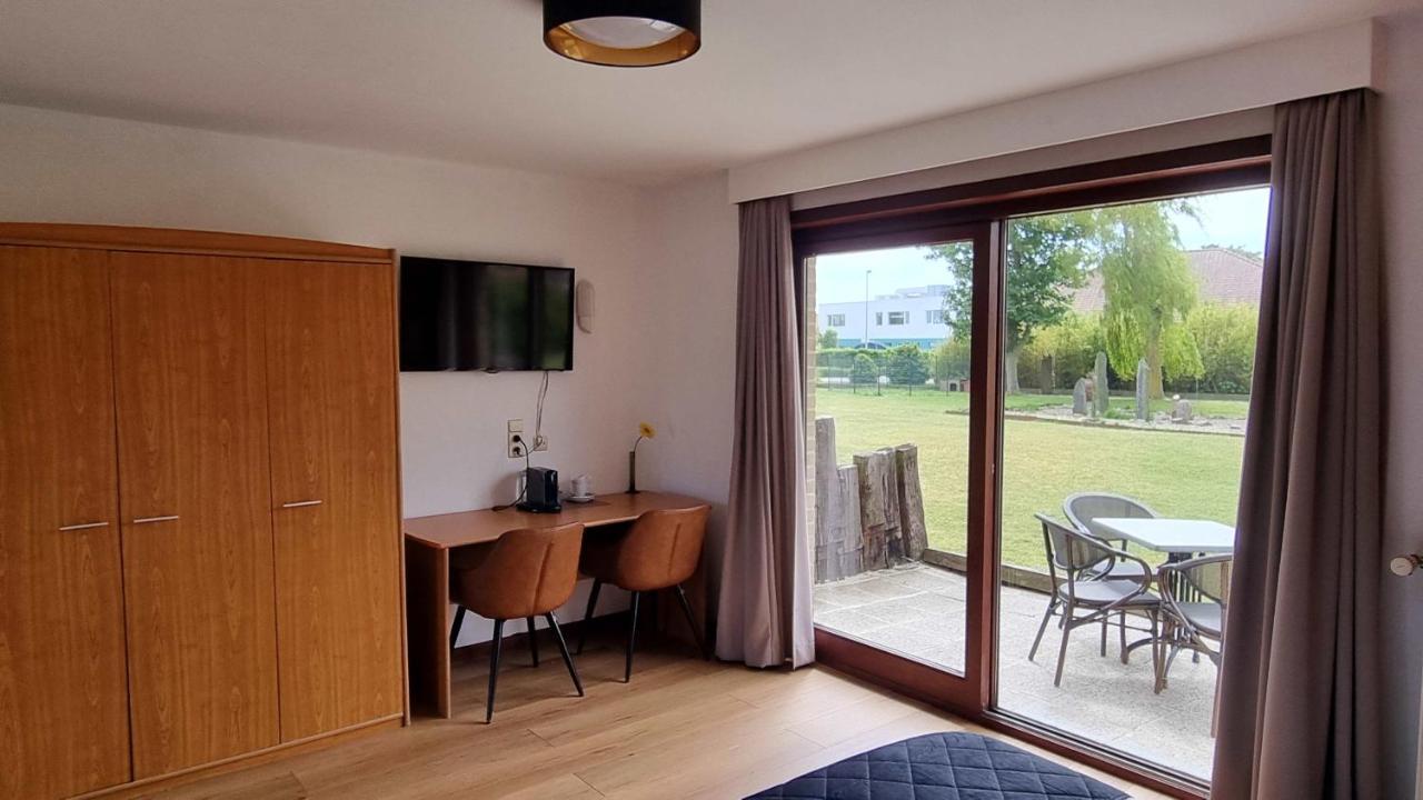 Hotel Westendia And Free Parking Top Breakfast Westende Exteriör bild