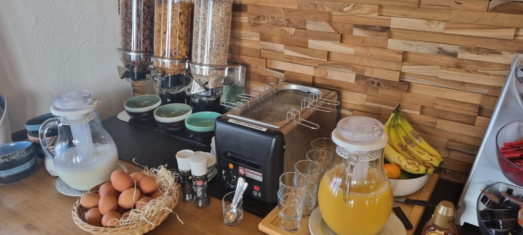 Hotel Westendia And Free Parking Top Breakfast Westende Exteriör bild