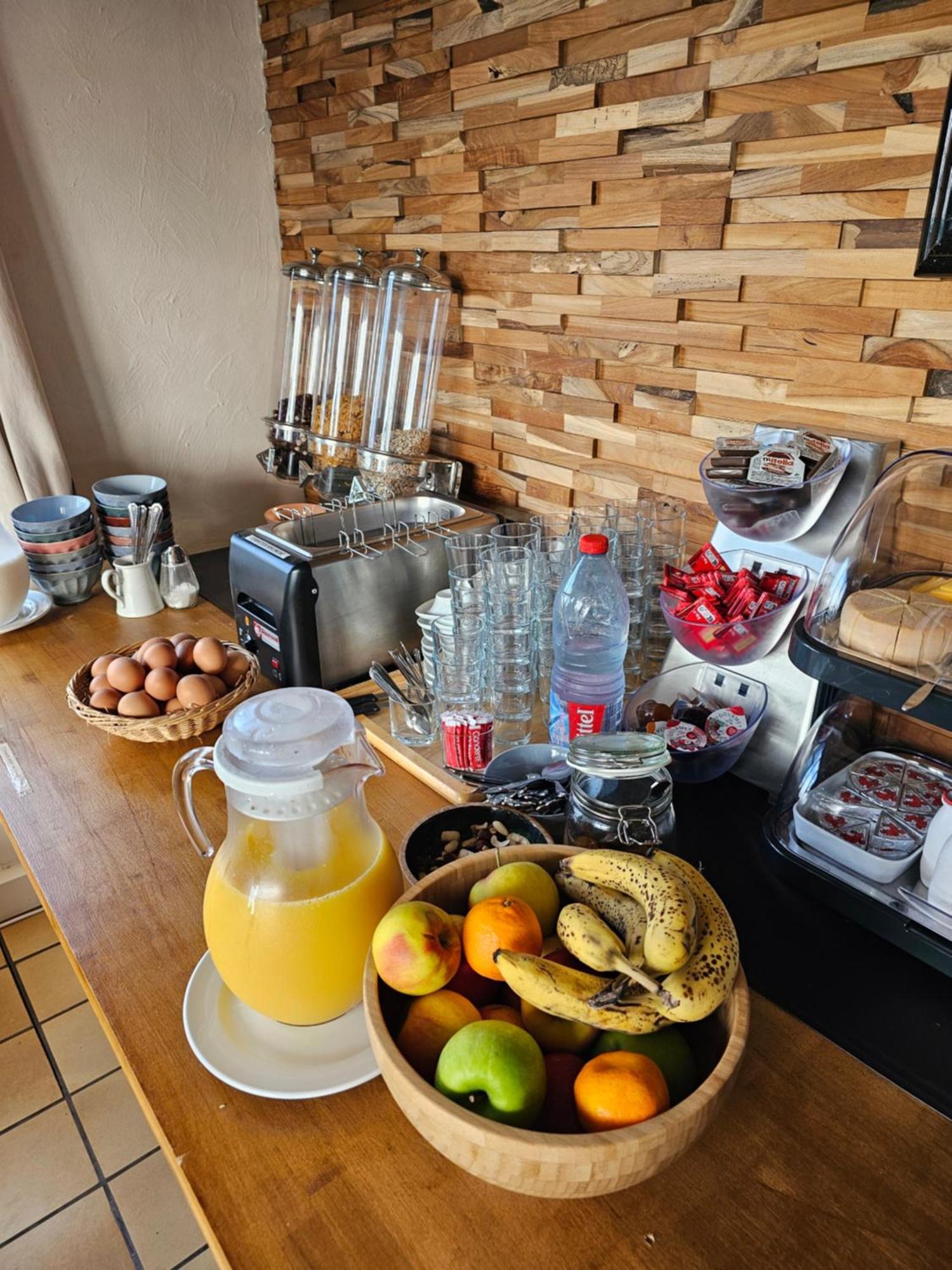 Hotel Westendia And Free Parking Top Breakfast Westende Exteriör bild